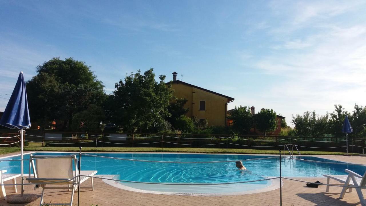 Agriturismo Trebis Volta Mantovana Δωμάτιο φωτογραφία